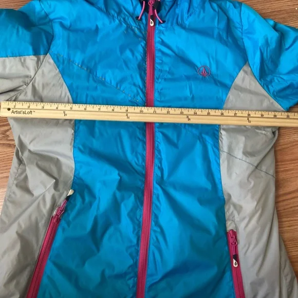 Volcom Jacket - Picture 7 of 8